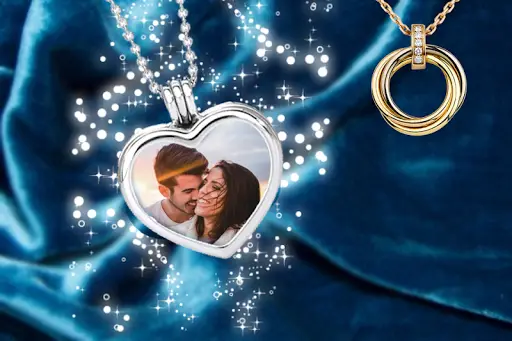 Love Locket GIF Photo Frame APK for Android Download