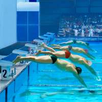 Swimming Pool Race on 9Apps