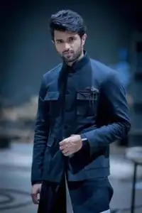 Vijay Devarakonda HD Wallpapers အက်ပလီကေးရှင်းကိုဒေါင်းလုပ် 2023 - အခမဲ့ - 9Apps Vijay Devarakonda HD Wallpapers အက်ပလီကေးရှင်းကိုဒေါင်းလုပ် 2023 - အခမဲ့ - 9Apps