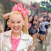 Selfie With Jojo Siwa on 9Apps