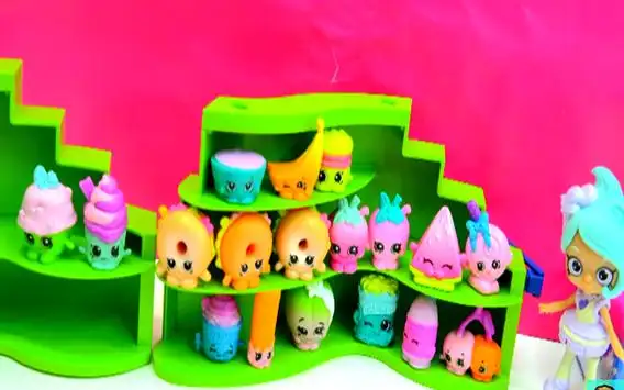 SEASON 4 Shopkins 12 Pack Unboxing & Collector's Case with 2 Exclusives  Cookieswirlc Video 