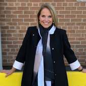 Katie Couric podcaster on 9Apps