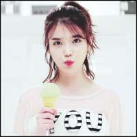 IU Wallpapers HD on 9Apps