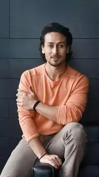 Tiger Shroff HD Wallpapers APK Download 2023 - Free - 9Apps