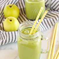 Green detox smoothie on 9Apps